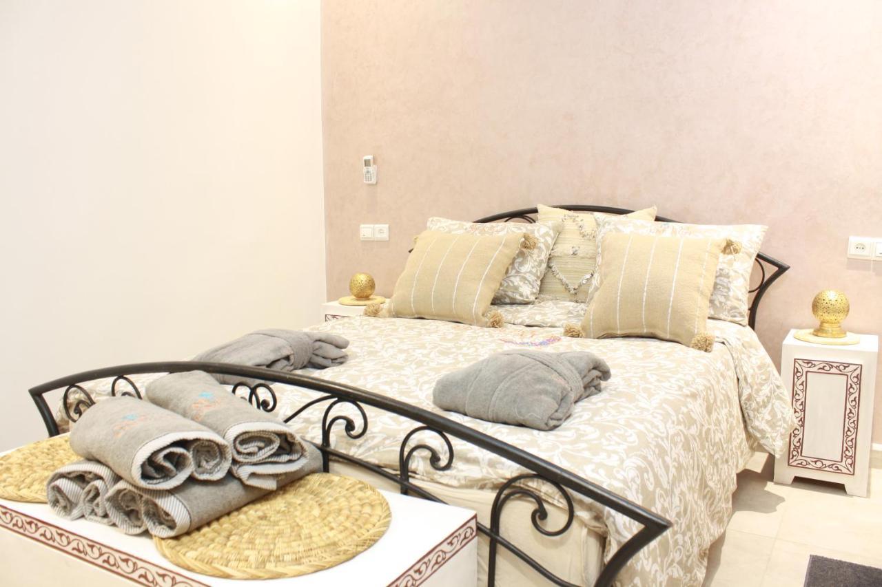 Double Room with Private External Bathroom